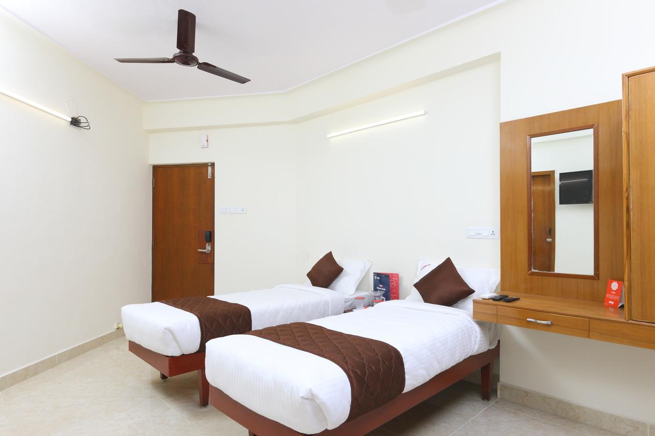 Oyo 11433 Kishore Inn Chennai Exterior photo